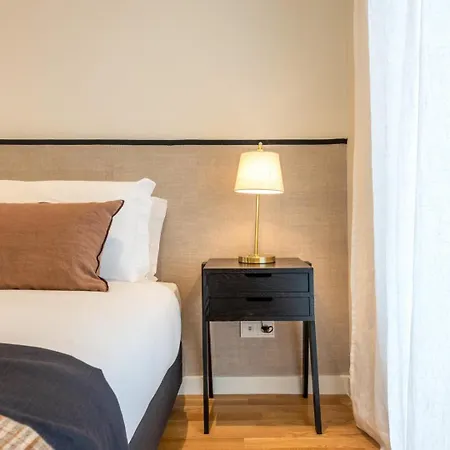 Апартаменты Guestready - Elegant Getaway In Estrela Лиссабон